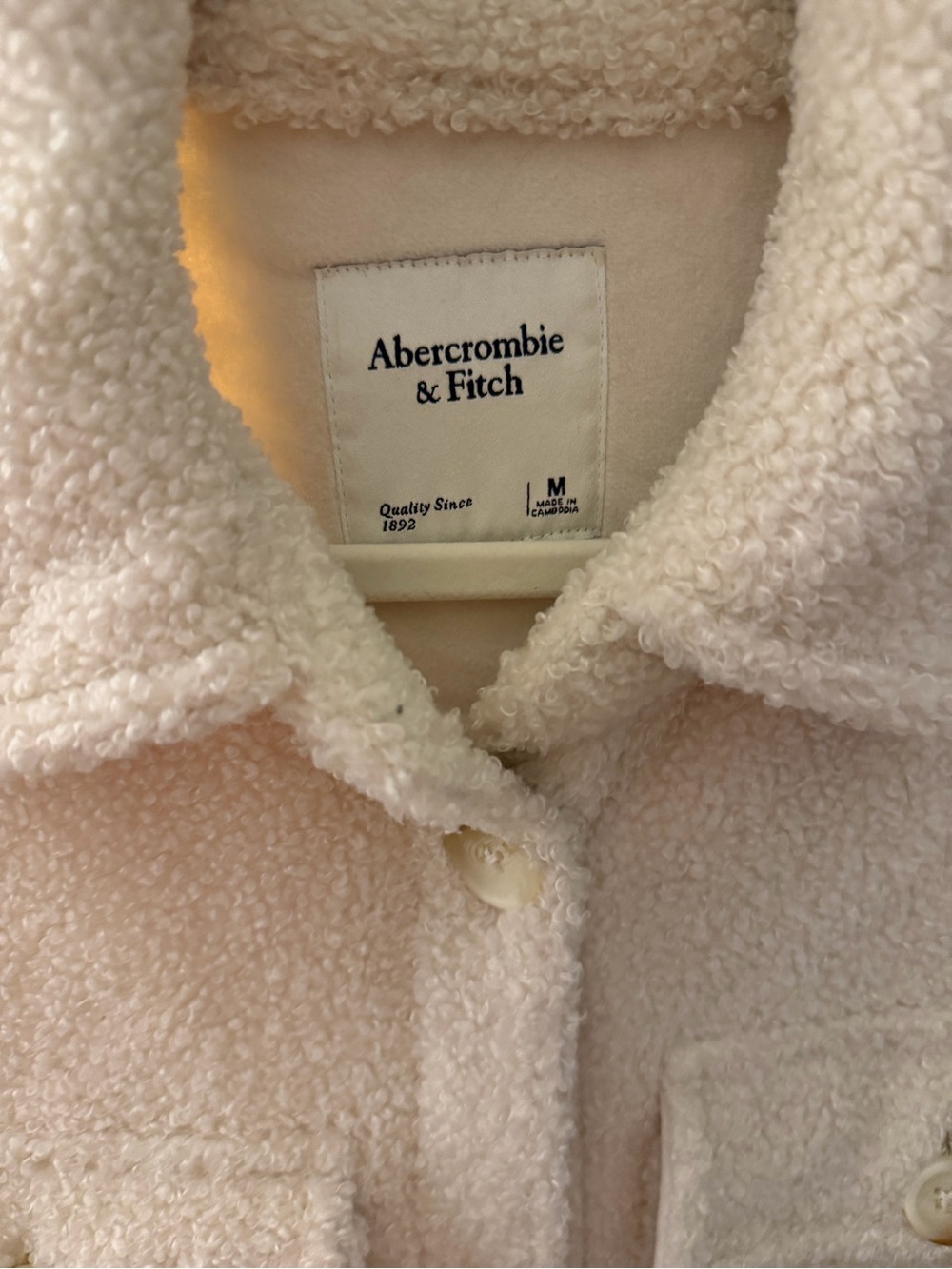 Abercrombie & Fitch Cream Teddy shirt jacket like new womens med - Picture 2 of 2